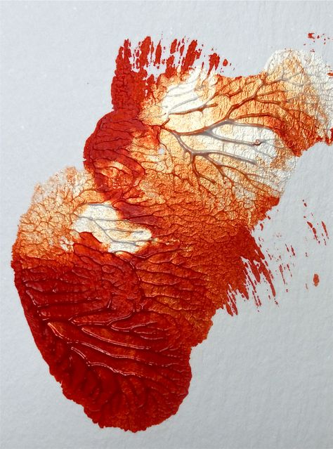 "Heartbeat" by Alexandra Arizanovic Anatomical Heart Art, Reiner Braun, Human Body Art, Heart Painting, Medical Art, Gcse Art, Beating Heart, Piece Of Art, A Level Art