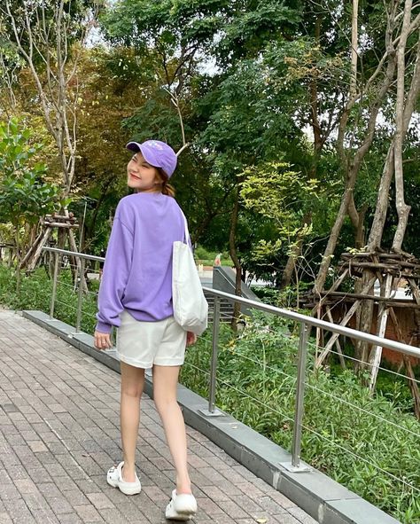 Korean Bucket Hat Outfit, Hat Outfit Summer, Bucket Hat Outfit, Thai Girl, Hat Outfit, Korean Casual Outfits, Outfits With Hats, Outfit Summer, Panama Hat