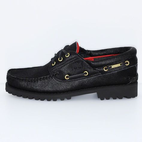 Supreme Timberland 2019 Collab 3-Eye Classic Lug Shoe Loafer Black Supreme Timberland, Timberland Loafers, Mens Fashion Photography, Mens Boots Fashion, Classic Shoes, Mens Fashion Summer, Calf Hair, Mens Fashion Shoes, Loafer Shoes