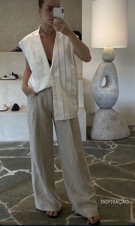 Working At Clothing Store, Office Outfits Summer, Natural Outfit, Fashionista Aesthetic, Corporate Girlie, Minimal Chic Style, Chic Summer Style, Outfit Work, Fits For Summer