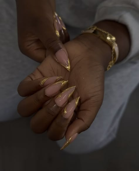 Red And Gold Nails, Gold Acrylic Nails, Drip Nails, Nails Now, Stiletto Nails Designs, French Tip Acrylic Nails, Short Square Acrylic Nails, Almond Acrylic Nails, Pink Acrylic Nails