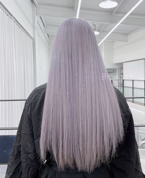 Pale Lavender Hair, Pink And White Hair, Ash Hair, Ash Hair Color, Lavender Hair, White Hair, Shoulder Length, Color Inspo, Hair Inspiration Color