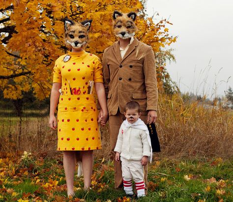 BITS: Fantastic Mr. Fox Couples Costume | costume | Pinterest | Fantastic  mr fox Fox Costume Diy, Fantastic Mr Fox Costume, Fox Halloween Costume, Fox Outfit, Easy Couple Halloween Costumes, Fox Halloween, Bobs Burger, Halloween Costumes Diy Couples, Fantastic Fox