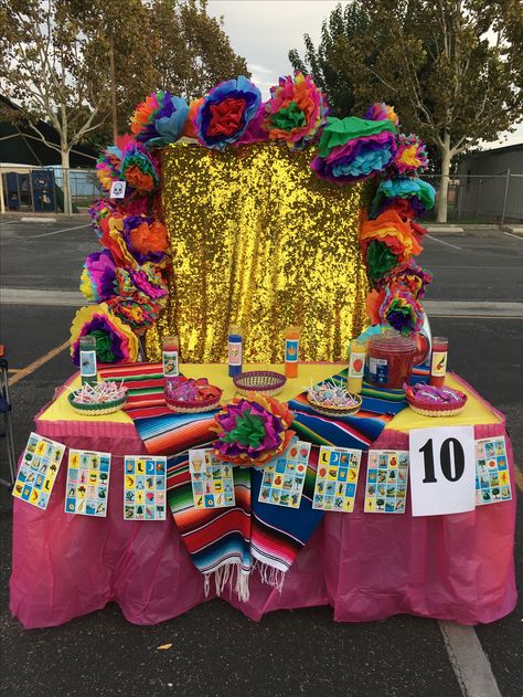 Trunk or Treat 2016 St. Catherine of Siena School Rialto, CA Ofrenda Trunk Or Treat, Trunk Or Treat Mexican Theme, Mexican Trunk Or Treat, Dia De Los Muertos Trunk Or Treat Ideas, Trunk Or Treat Dia De Los Muertos, Dia De Los Muertos Trunk Or Treat, Church Trunk, Trunker Treat Ideas, Dia De Los Muertos Decorations Ideas