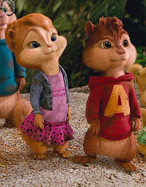 Alvin And Brittany, Alvin And Chipmunks Movie, Chipmunks Movie, The Chipettes, Alvin And The Chipmunks, Kevin Costner, Fascinating Facts, Fantasias Halloween, Couple Halloween