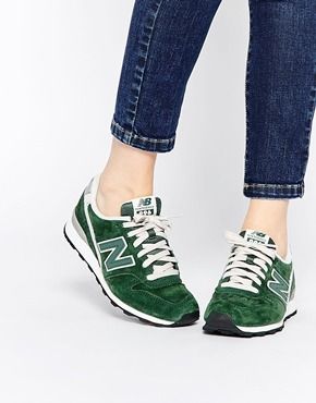 New Balance 996, Pijamas Women, Mode Shoes, Tennis Shoes Outfit, Suede Trainers, New Balance Sneakers, Shoe Lace Patterns, Fashion Tips For Women, New Balance Shoes