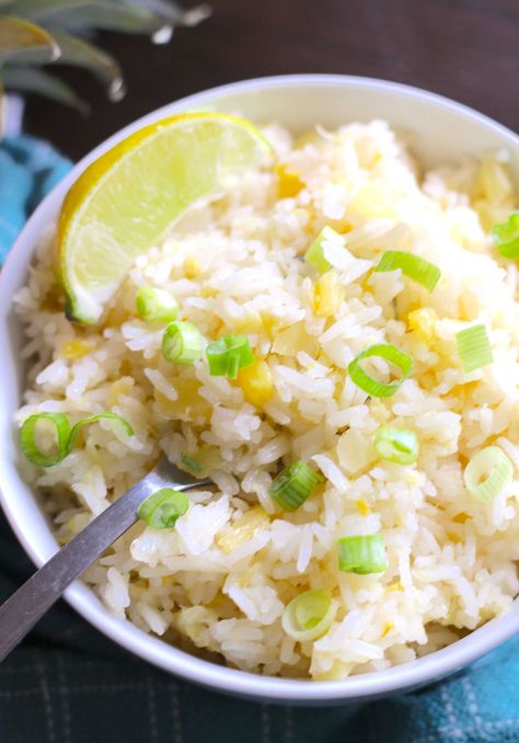 Sticky Pineapple Rice | 12 Tomatoes Pineapple White Rice, Pineapple Rice, Yummy Casserole Recipes, 12 Tomatoes Recipes, Hawaiian Dishes, Pasta Side Dishes, Rice Side Dishes, Veggie Delight, Appetizer Salads