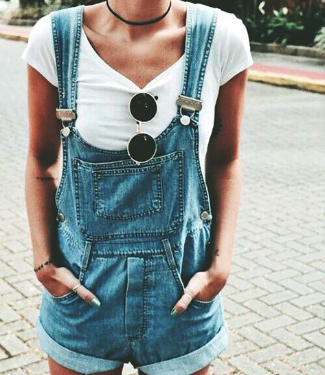 FESTIVAL BRIDES | 10 Ways to Make Life Lovely - the June One Looks Jeans, Overalls Outfit, Stil Boho, Skirt Denim, Skirt Maxi, Outfit Jeans, Stil Inspiration, Trendy Summer Outfits, Modest Clothing