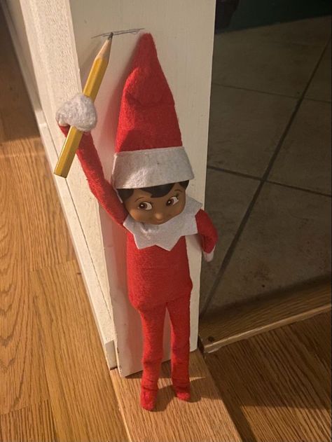 Elfie Returns Ideas, Quick Elf Ideas Last Minute, Elf Ideas For Teenagers, Duo Elf On The Shelf Ideas, Elf On The Shelf Makeover, Elf Brings A Friend, Elf On The Shelf Polar Express, Elf On The Shelf Arrivals, Easy Elf Idea