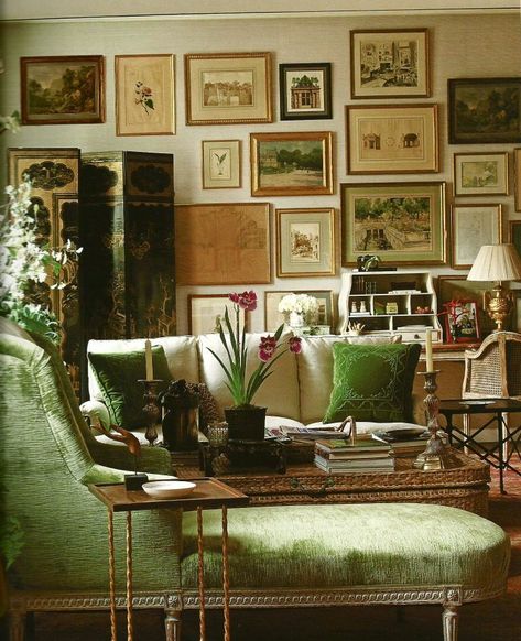 Why You Should be Afraid of Eclectic Gallery Art Walls - laurel home | Charlotte Moss' wonderful office and art wall Charlotte Moss, Living Room Photos, Design Del Prodotto, Green Rooms, Wall Sculpture, A Living Room, Painting Wall, My New Room, Beautiful Interiors