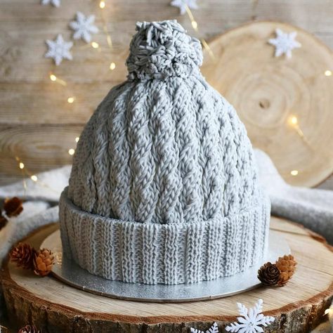 @makingofcakes: "😍 Credit:@kadis.backstueble 🍫 Would you guys eat this 😻🍫 🍰 Daily posts of Cakes 🍰 🍭 For…" Pink Crochet Winter Hat One Size, Beige One-size Winter Bonnet, Winter Hand-knitted Pink Crochet Hat, Make Up Cake, Hat Cake, Winter Knit Hats, 3d Cake, Winter Cap, Knit Hat