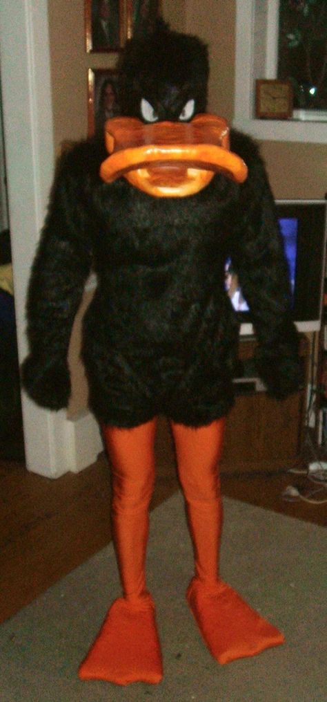 My Daffy Duck costume for Halloween 2013 Bugs Bunny And Daffy Duck Costume, Daffy Duck Costume Diy, Silly Halloween Costumes For Women, Halloween Onsies Costumes, Looney Tunes Halloween Costumes, Strawberry Vaseline, Duck Costume For Women, Daffy Duck Costume, Silly Halloween Costumes