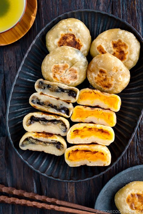 Oyaki Japanese, Eggplants Recipe, Glazed Eggplant, Best Eggplant Recipe, Stuffed Dumplings, Kabocha Squash Recipe, Vegetarian Japanese, Nagano Prefecture, Japanese Dumplings