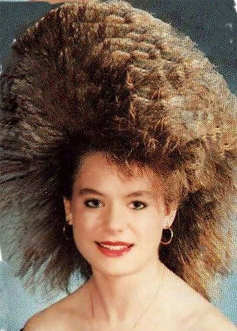 Splendid Vintage Snaps Of Young Girls With Very Big Hair In The 1980s Hairspray Hairstyles, 1980s Makeup And Hair, 80s Big Hair, 80s Hairstyles, 80's Hairstyle, 1980s Hair, Aqua Net, Bad Haircut, 80s Hair