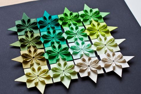 Hanging Origami, Origami Wall, Origami Lotus Flower, Origami Quilt, Origami Wall Art, Geometric Origami, Origami Decoration, Kids Origami, Origami And Kirigami