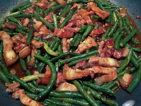 Asian Pork Belly, Pork And Green Beans, Long Beans, Hawaiian Recipes, Asian Pork, Long Bean, Copykat Recipes, Hawaiian Food, Green Bean Recipes