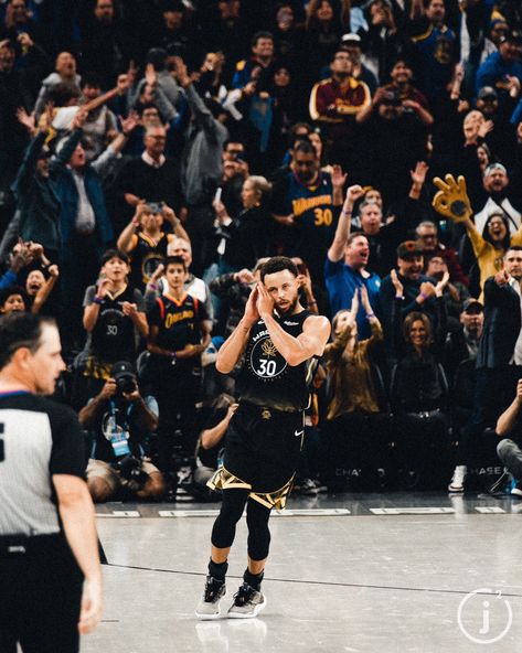 JSquared on Twitter: "Night night 😴💤 https://t.co/X07IzjoJeD" / Twitter Steph Curry Cold Photos, Nba Cold Photos, Curry Night Night, Steph Curry Wallpapers, Nba Wallpapers Stephen Curry, Cool Basketball Wallpapers, Basketball Aesthetic, Stephen Curry Wallpaper, Curry 3