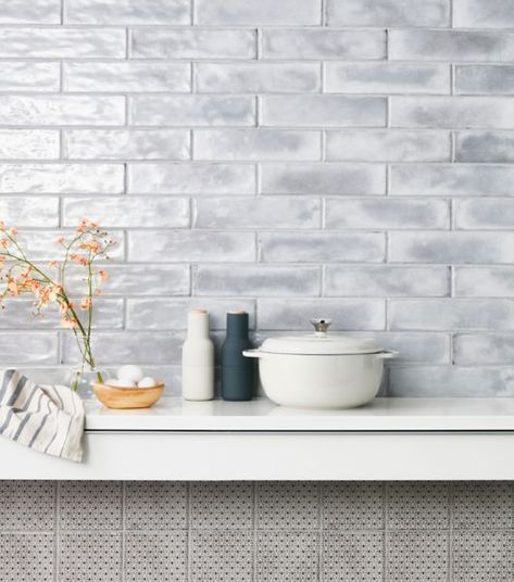 Subway Tile Design, Subway Tile Backsplash Kitchen, Grey Subway Tiles, White Kitchen Backsplash, Grey Backsplash, Bullnose Tile, Subway Tile Kitchen, Classic Tile, Ceramic Subway Tile