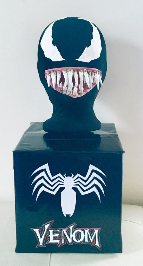 Venom Valentine Box Ideas, Boy Valentines Boxes Diy, Valentines Day Box, Kids Valentine Boxes, Boys Valentines, Valentine Card Box, Valentine Boxes, Valentines Box, Valentine Day Boxes