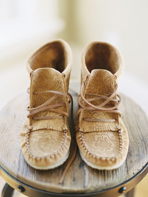 Wedding Moccasins, Intimate Rustic Wedding, White Sandals Wedding, Fringe Wedding Dress, Starry Wedding, Boho Wedding Shoes, Classic Black Boots, The Woods, Edgy Wedding