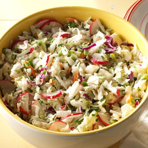 Coleslaw with a touch of heat makes a zesty side for barbecued chicken or pork. I also pile it on fish tacos and po'boys. —Fay Moreland, Wichita Falls, Texas Salads Mexican, Recipe Coleslaw, Interesting Salads, Salads Chicken, Barbecue Dishes, Healthy Coleslaw Recipes, Bbq Foods, Cabbage Side Dish, Bean Salads