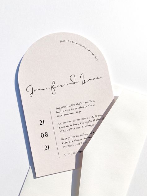 Sample Cards For Wedding, Arch Invitation Design, Wedding Invitation Arch, Arched Wedding Invitation, Wedding Invitations Arch, Oval Wedding Invitation, Wedding Invitation Content, Italian Wedding Invitations, Arch Wedding Invitation