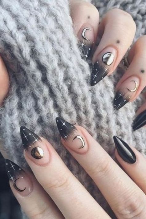 Scorpio Nails Scorpio Nails, Winter Manicures, Thick Clothes, Nail Winter, Witch Nails, Witchy Nails, Moon Nails, Nail Time, Goth Nails