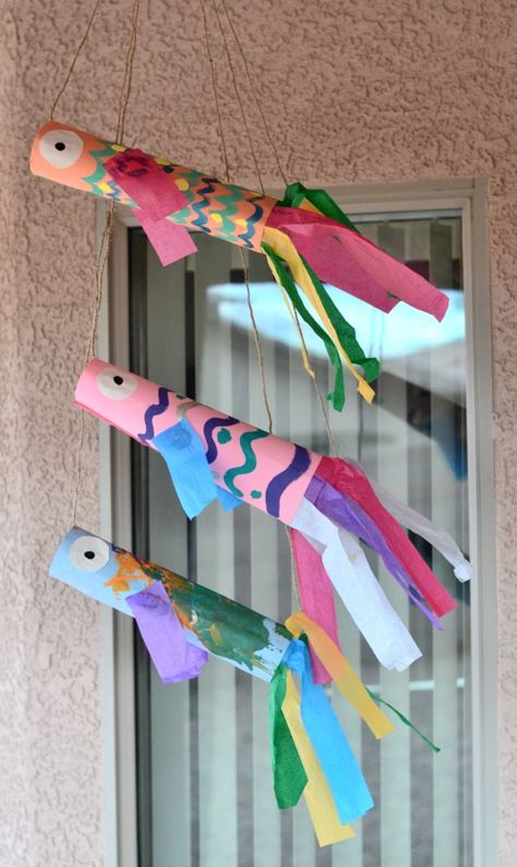 Celebrate With Kids Around The World: Japanese Children's Day | MomTrends Children's Day Craft, Around The World Crafts For Kids, Kites Craft, Around The World Theme, Cultural Crafts, Arts And Crafts For Teens, Japan Crafts, Celebration Around The World, Arts And Crafts House