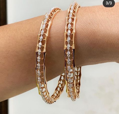 Real Diamond Bangles Designs, Diamond Bangles Indian, Real Gold Bracelet, Solid Gold Bangle, Ladies Bangles, Gold Jewelry Outfits, Diamond Bangles, Diamond Bracelet Design, Fancy Jewelry Necklace