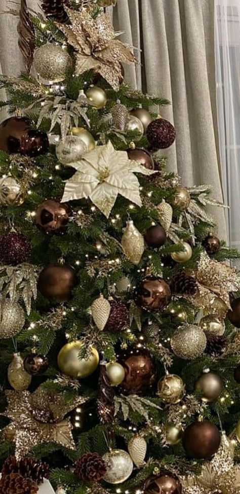 Brown White And Gold Christmas Tree, Brown Green And Gold Christmas Tree, Brown Beige Christmas Tree, Beige And Brown Christmas Tree, Dark Green And Brown Christmas Tree, Green Brown Christmas Decor, Bronze Christmas Tree Color Schemes, Forest Green Christmas Tree Decor, Brown And Gold Christmas Decor