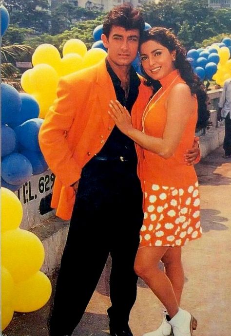 Darr Movie, Aamir Khan 90s, Katrina Kaif Photo, Juhi Chawla, 90s Bollywood, Bollywood Outfits, Indian Fashion Saree, Girl Couple, Aamir Khan