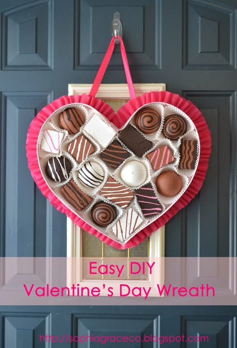 Front Door Valentine Decor, February Decorations Diy, Valentine’s Day Front Door Decor, Diy Valentine Door Decorations, Valentines Decor Ideas Diy, February Diy Crafts, Simple Valentines Decor Diy, Valentines Door Hanger Diy, Diy Valentine Decor Ideas