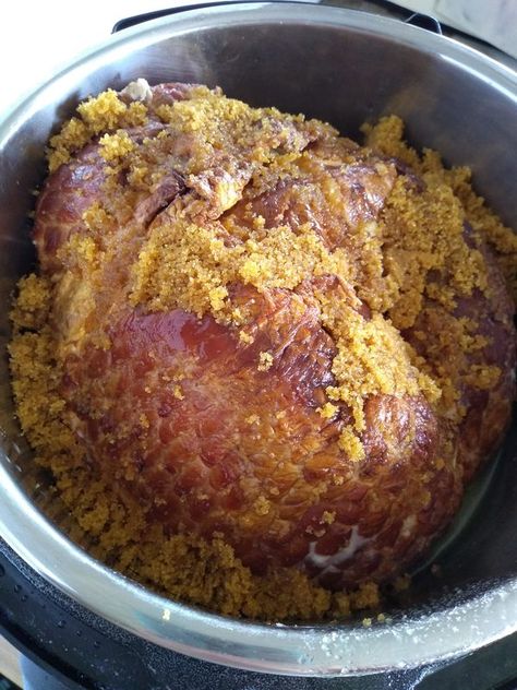 Can You Cook Ham in an Instant Pot? - Eat Like No One Else Insta Pot Ham Recipe, Instapot Ham Recipes, Ham In Instant Pot, Ham In The Instant Pot, Instant Pot Ham Recipe, Pressure Cooker Ham, Cook A Ham, Cook Ham, Instant Pot Ham