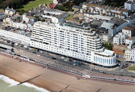 British Coastline, Rms Queen Mary, Art Deco Houses, Hastings Old Town, Hastings East Sussex, Historic Pictures, Block Of Flats, Streamline Moderne, Deco Architecture