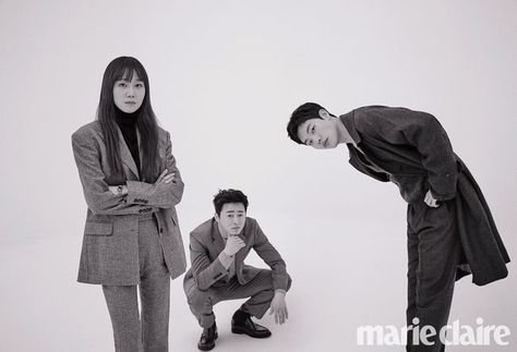 Jun Yeol, Ryu Jun Yeol, Gong Hyo Jin, Friendship Photoshoot, Senior Pictures Sports, Group Poses, Friend Pictures Poses, Volleyball Pictures, 사진 촬영 포즈