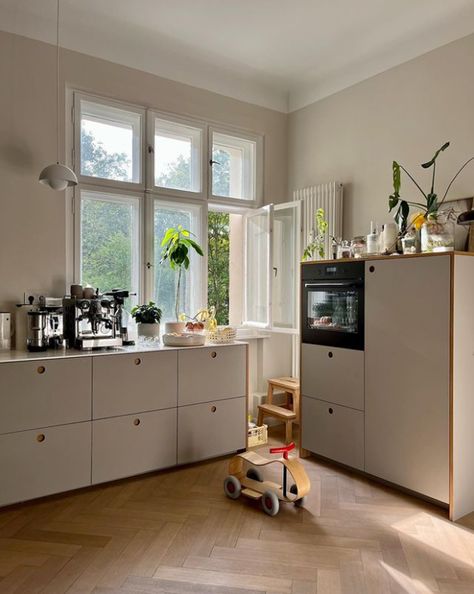 Scandinavian Interior Kitchen, Scandinavian Kitchens, Easter School, My Scandinavian Home, Berlin Apartment, Serene Bathroom, Interiors Dream, My Daughters, School Holidays