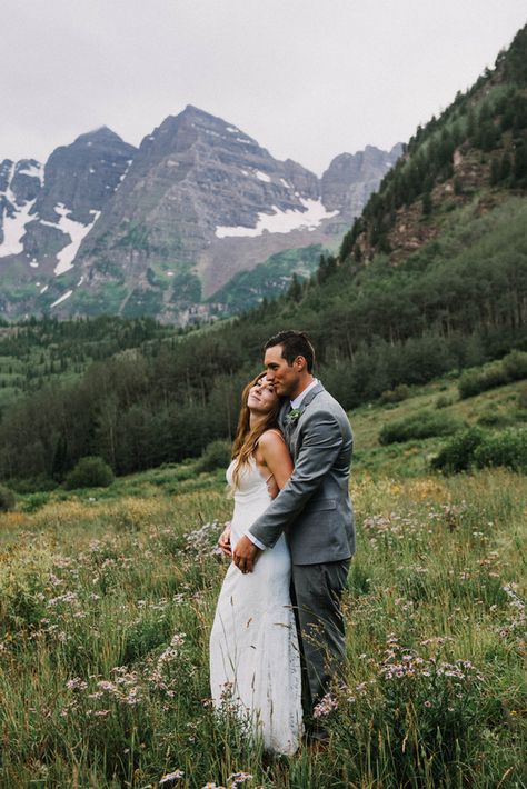 Wilderness Wedding, Forest Wedding Reception, Romantic Wedding Venue, Diy Wedding Ideas, Wedding Intimate, Estes Park Colorado, Colorado Wedding Photography, Breckenridge Colorado, Small Weddings