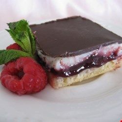 Raspberry Chocolate Supremes Cream Cheese Bars Recipe, Lemon Cream Cheese Bars, Cream Cheese Bars, Raspberry Bars, Chocolate And Raspberry, Cream Cheese Desserts, Cheese Bar, Raspberry Chocolate, Raspberry Recipes