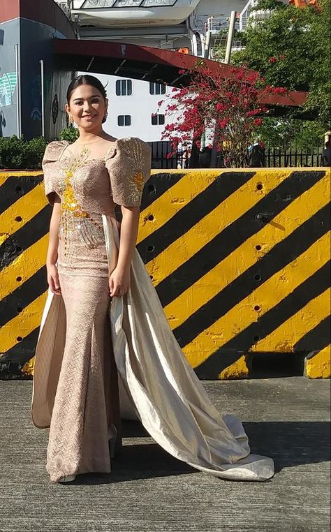 Filipiniana Dress / Balintawak Gown / Filipino Costume / Philippine Terno Balintawak Dress, Philippine Costume, Filipina Dress, Filipino Costume, Filipiniana Modern, Graduation Pictorial, Philippines Dress, Filipiniana Gown, Modern Filipiniana Gown