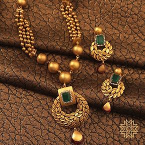 Antique Gold Jewelry Indian, Gold Necklace Indian Bridal Jewelry, Gold Pendant Jewelry, Wedding Jewellery Collection, Antique Gold Jewelry, Gold Jewelry Simple, Gold Fashion Necklace, Harry Winston, Gold Jewelry Necklace