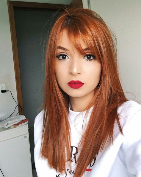 Hairstyle Examples, Natural Red Hair, Ginger Hair Color, Hair Color Auburn, Fringe Hairstyles, Long Hair With Bangs, Haircut And Color, Penteado Cabelo Curto, Auburn Hair