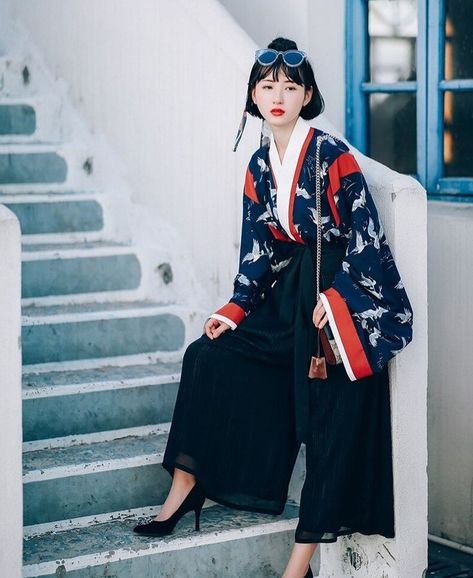 Kimono Street Style, Mode Harajuku, Chinese Fashion Street, Shotting Photo, Asian Street Style, Tokyo Fashion, Boring Clothes, Japanese Street Fashion, 영감을 주는 캐릭터