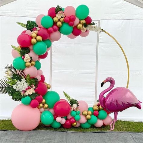 Flamingo Birthday Decorations, Flamingo Balloons, Hawaiian Baby Showers, Tropical Theme Party, Flamingo Themed Party, Tropical Birthday Party, Flamingo Birthday Party, Flamingo Theme, Flamingo Tropical