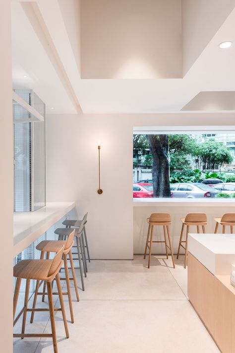 Gallery of In and Between Boxes: Atelier Peter Fong / LUKSTUDIO - 4 White Cafe, Cafe Shop Design, Coffee Shops Interior, Minimal Lighting, Bar Interior, Coffee Shop Design, Cafe Interior Design, Living Styles, Cafe Shop