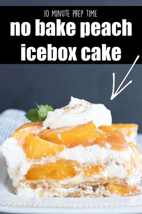 No Bake Peach Icebox Cake is an easy summer dessert recipe made with fresh peaches, whipped cream, and graham crackers. Make this fresh peach dessert in about 10 minutes. An old fashioned cold peach dessert. Peach Icebox Cake, Jello Mold Recipes, Fresh Peach Recipes, Easy Summer Dessert Recipes, Icebox Desserts, Cool Whip Desserts, Peach Dessert, Icebox Cake Recipes, Peach Dessert Recipes