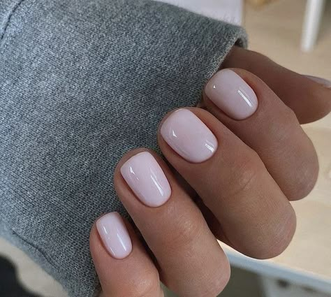 Shellac Nails On Natural Nails, Natural Nail Shellac, Natural Shellac Nails, Bridesmaid Nails Wedding Neutral, Shellac On Natural Nails, Bridesmaid Nails, Wedding Nail Designs, Wedding Nail Ideas, Wedding Neutral