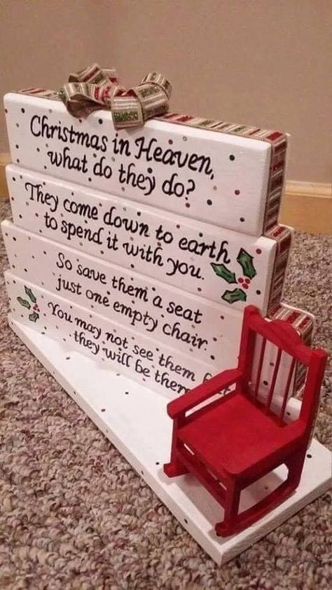 Christmas In Heaven Poem, Costumes For Dogs, Diy Christmas Gifts For Friends, Heaven Poems, Christmas Signs Diy, Holiday Dinner Table, Cheap Christmas Diy, Christmas In Heaven, Easy Christmas Crafts