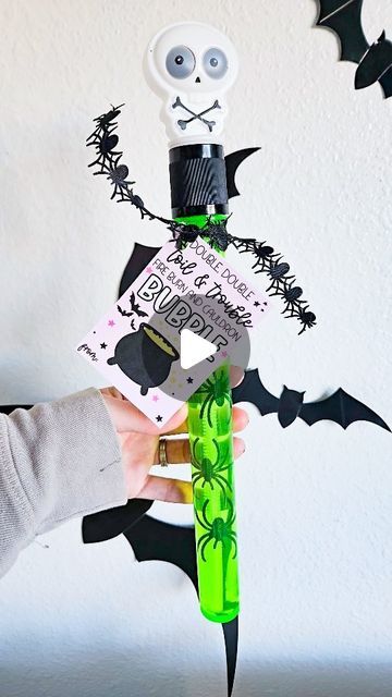 Ashley McLaughlin- Let's Make Holiday Magic! on Instagram: "$1 Bubble Wands but make them spookier🕷🕸🖤😍

Comment "spider" for the links and free printable!

I've seen the viral spider hand soap but I've yet to see anyone put them in a bubble wand! It's so fun and simple!

For another fun idea, head to @melodyinthemaking and look at her glow stick bubble wands!😍🖤🕸

Xoxo 
Ash

#halloween #halloweeninspo #halloweendiy #halloweenclassgift #teachershare #teacherinspo #freeprintables #trickortreat #trunkortreat" Bubble Wand, Glow Stick, Bubble Wands, Class Gift, Halloween Inspo, Trunk Or Treat, Glow Sticks, Holiday Magic, Halloween Diy