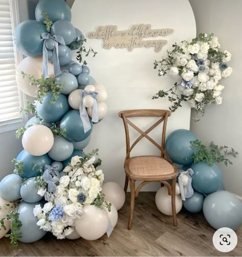 Blue Balloon Arch With Flowers, Blue Balloon Garland With Flowers, Something Blue Bridal Shower Balloons, Blue Bridal Shower Balloon Arch, Wedding Balloon Decorations Arch, Something Blue Balloon Arch, Blue Baby Shower Balloon Arch, Boy Baby Shower Backdrop Ideas, Arched Backdrop With Balloons