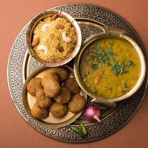 Dal Bati Recipe, Churma Recipe, Daal Baati, Lentil Dal, Food Lab, Cuisine Recipes, Indian Food Recipes Vegetarian, Recipe Steps, Wholesome Food